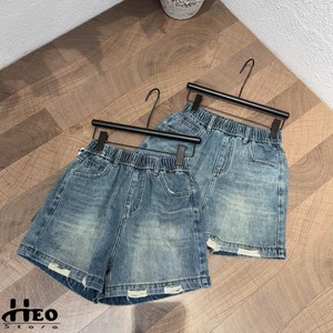 Quần đùi jeans mềm rách