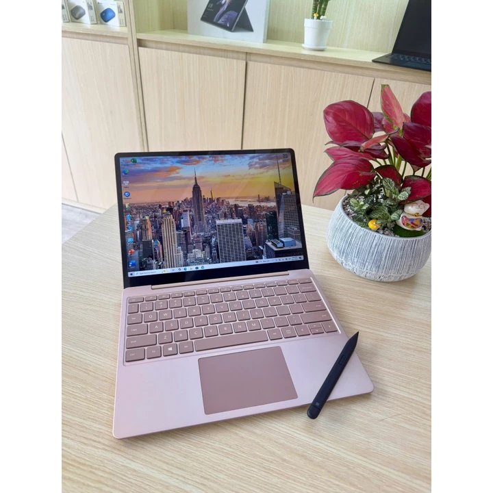 <SẴN MÀU HỒNG PASTEL + MÀU BẠC> Microsoft Surface Laptop Go Nhập Khẩu Mỹ - Core i5 Gen 1035G1 Ram 8GB 128GB/256GB