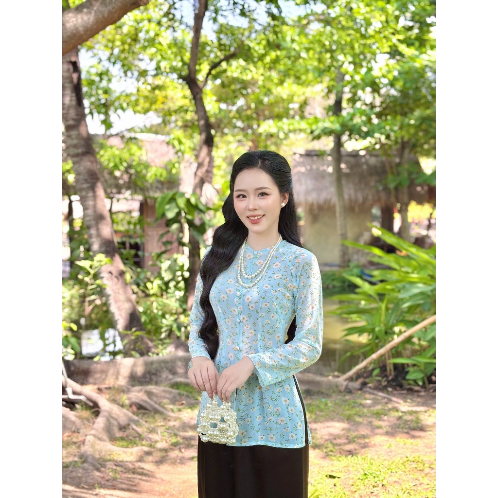 Hân Nguyễn Áo Bà Ba - B.A186 – Áo Bà Ba Voan Chiffon Hoa Nhí Mùa Hè Cổ Tròn Dây Kéo Nút Bọc Nụ Tay Dài (Quần Ngọc Trai)
