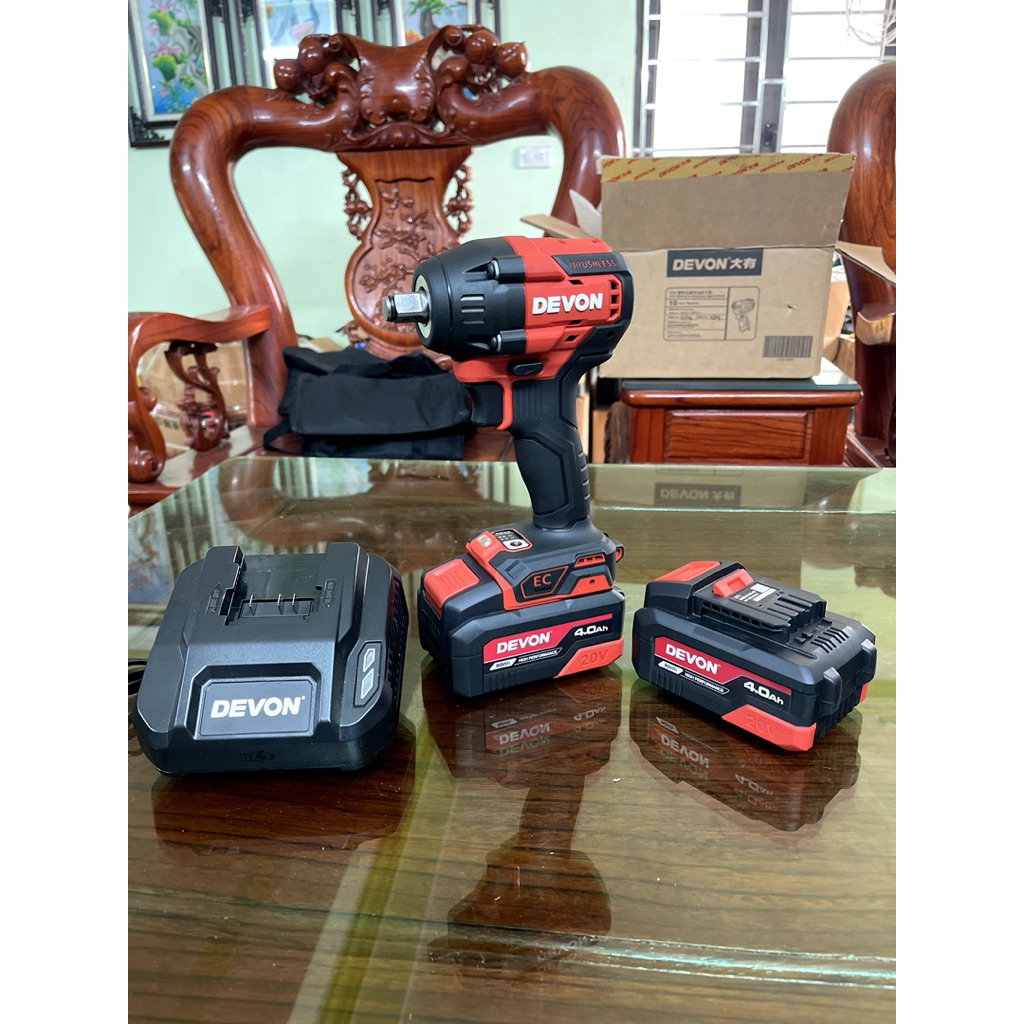 Máy siết bulong dùng pin 20V DEVON 5765-Li-20 chính hãng
