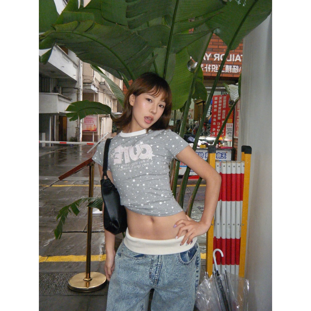 Áo baby tee cổ tròn hoạ tiết ngôi sao chữ CUTE màu ghi trắng ABBT067 - Tiktik
