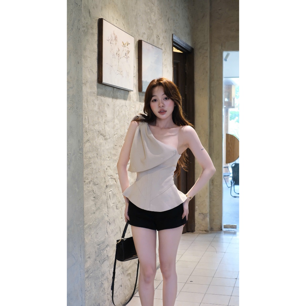 Áo Nữ Lệch Vai Thiết kế Đính Hạt Sang trọng, Nữ Tính |Missa.Saigon| Women