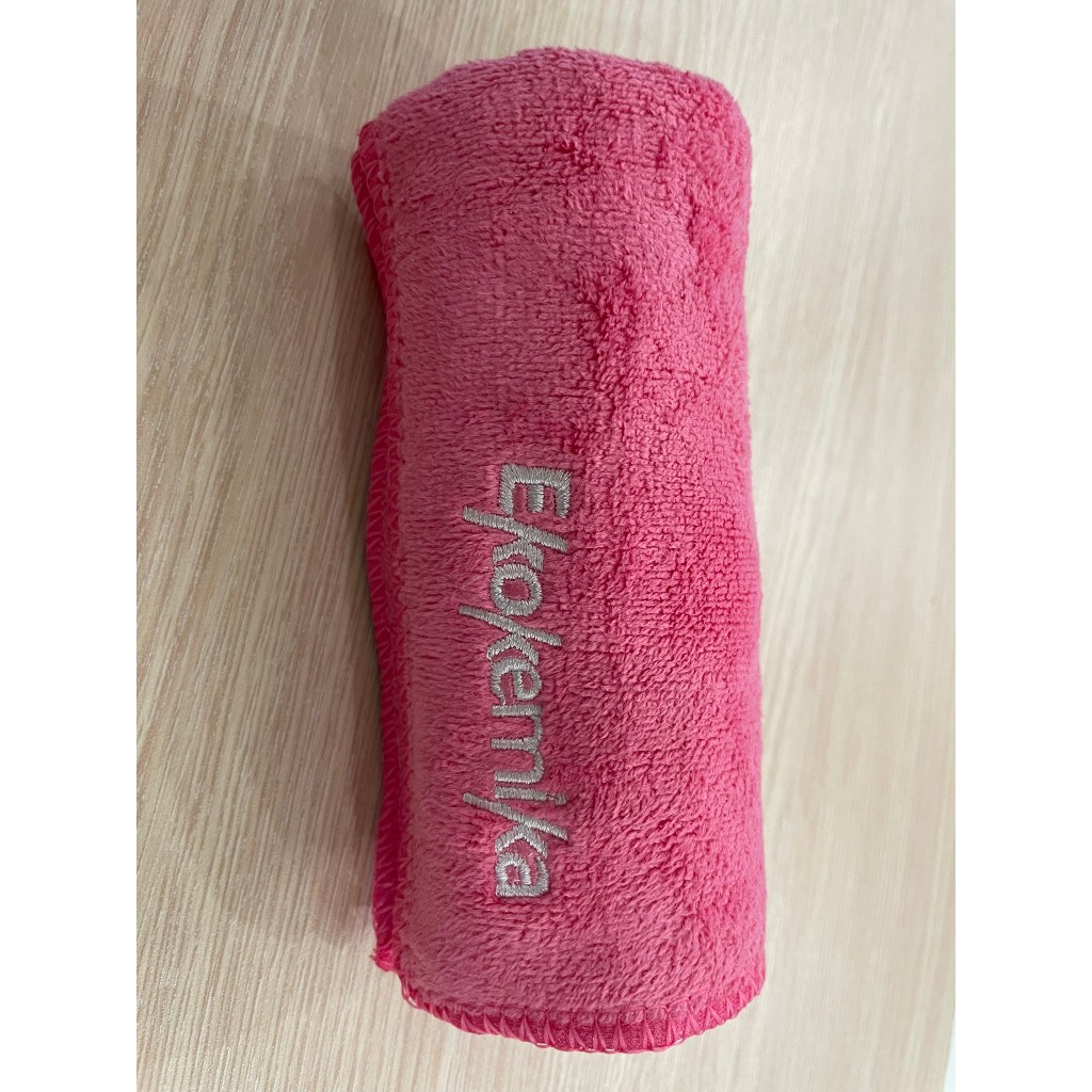 Khăn rửa xe microfiber made in Viet Nam thêu chữ Ekokemika