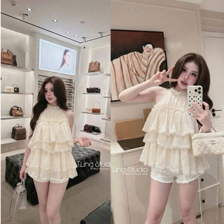 Bộ Nữ Áo 2 Dây Xếp Tầng Màu Kem Be Phối Quần Short Cùng Màu Chất Liệu Mềm Mại