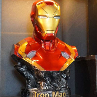 Tượng Mô hình Bán thân Iron Man kích thước 35cm, nặng 2kg, màu sơn siêu sắc nét ( hàng có sẵn )