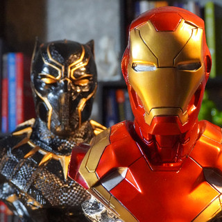 Tượng Mô hình Bán thân Iron Man kích thước 35cm, nặng 2kg, màu sơn siêu sắc nét ( hàng có sẵn )