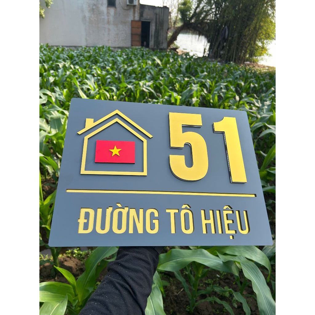 BIỂN SỐ NHÀ CỜ ĐỎ SAO VÀNG, màu gương vàng số nổi