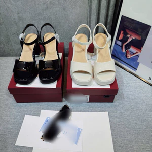 👠🕶️👜🎒…Sandal gót trụ