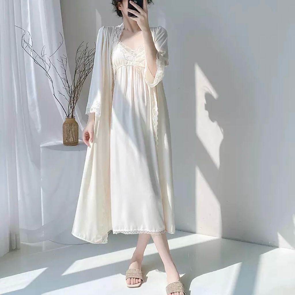 Đầm Lụa Dài Mặc Nhà Phong Cách Quyến Rũ