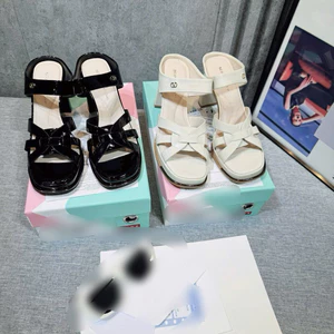 👠🕶️🎒👜…Guốc đúp khóa