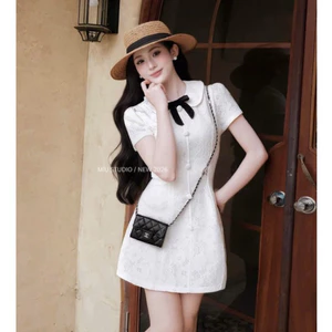 Đầm nữ ren hoa tay ngắn cổ sen phối nơ đen cao cấp,Váy thiết kế dáng A tiểu thư thanh lịch mặc đi cưới,đi tiệc,đi hẹn hò