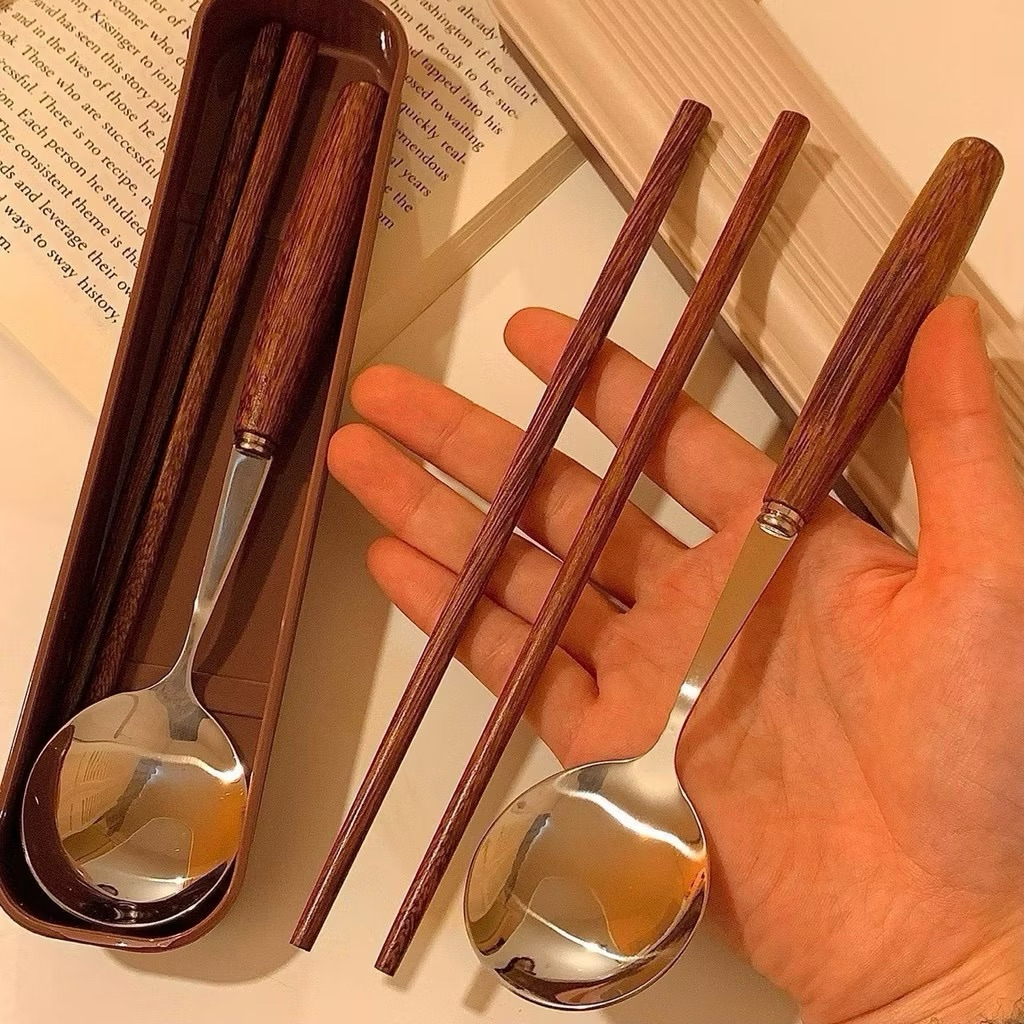 Bộ Muỗng Đũa Cá Nhân Cán Gỗ Vintage - Kèm Hộp Đựng Tiện Lợi Cho Văn Phòng, Du Lịch