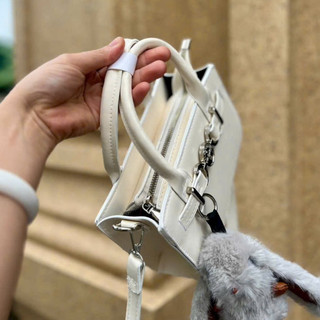 Túi xách da lộn mini nhỏ gọn cầm tay đeo chéo tặng kèm charm thỏ lông dễ thương MIE BAG