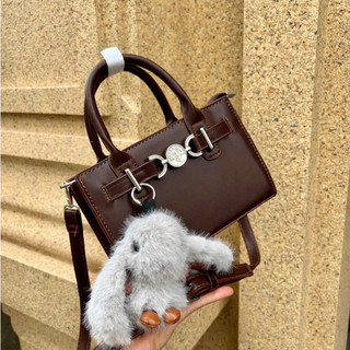 Túi xách da lộn mini nhỏ gọn cầm tay đeo chéo tặng kèm charm thỏ lông dễ thương MIE BAG
