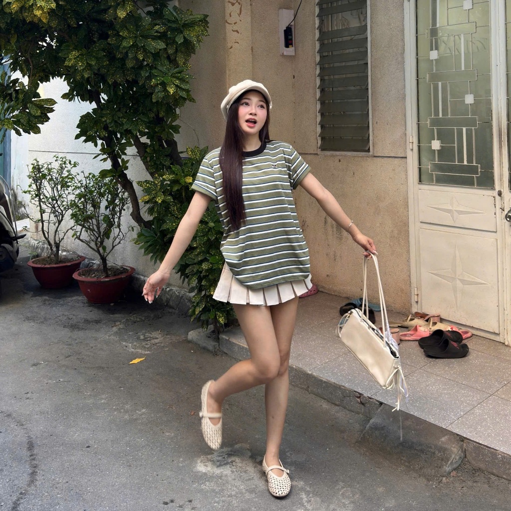 Áo Thun Nữ Sọc Ngang Hàn Quốc Cổ Tròn Tay Ngắn – Form Vừa Tôn Dáng, Chất Cotton, Vải Mỏng Mát Mịn | BigBuy360 - bigbuy360.vn