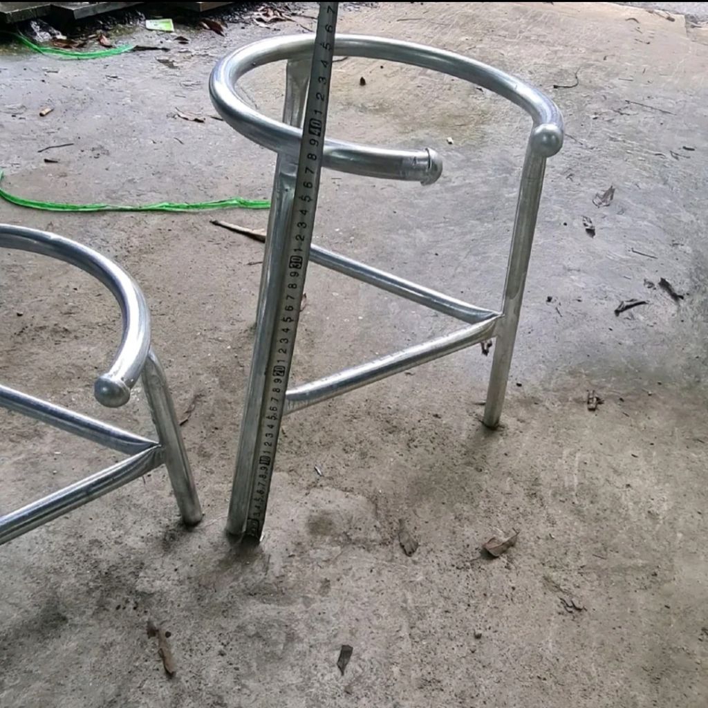 kệ bếp ga công nghiệp,bếp khè ống kẽm 21 đường kính 30 cm đa kích thước 25 cm 40 cm 70 cm  đế lót cao su
