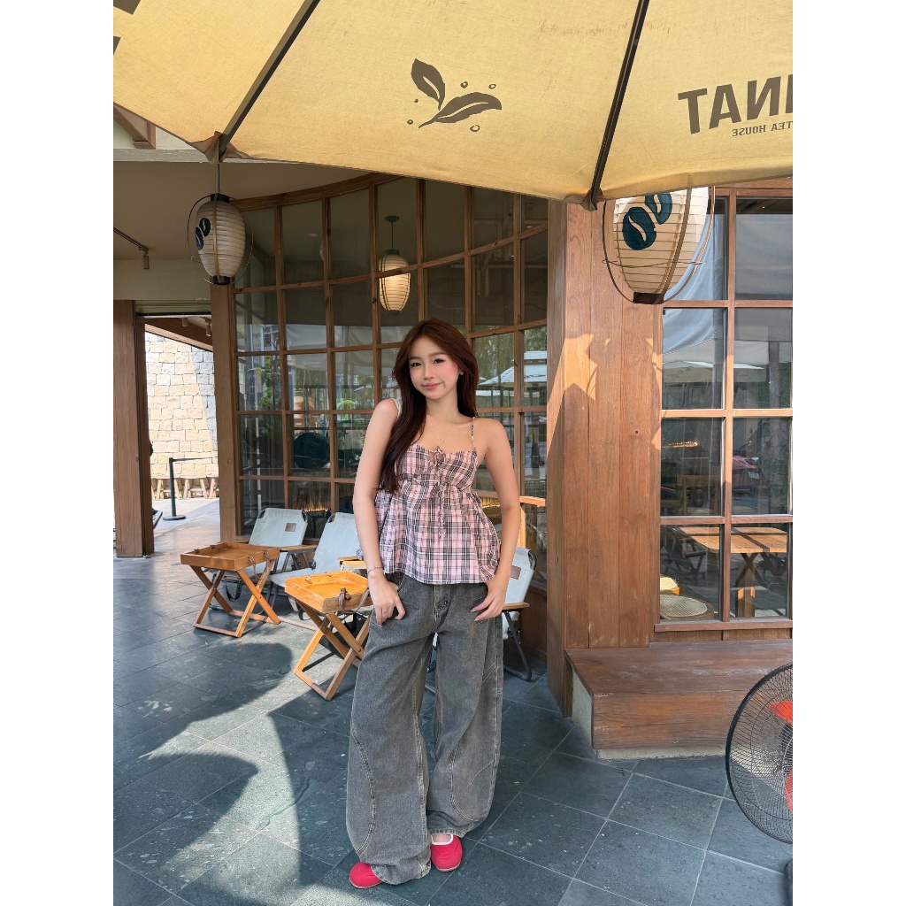 Áo Nữ CASPAR TOP 2s Form Babydoll Họa Tiết Caro Mùa Hè 2026 SECODEE