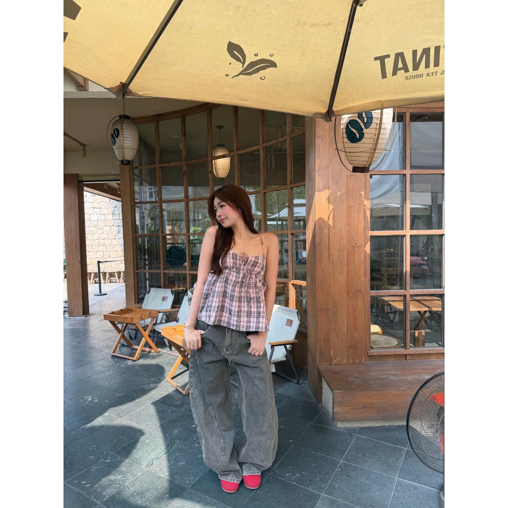 Áo Nữ CASPAR TOP 2s Form Babydoll Họa Tiết Caro Mùa Hè 2026 SECODEE