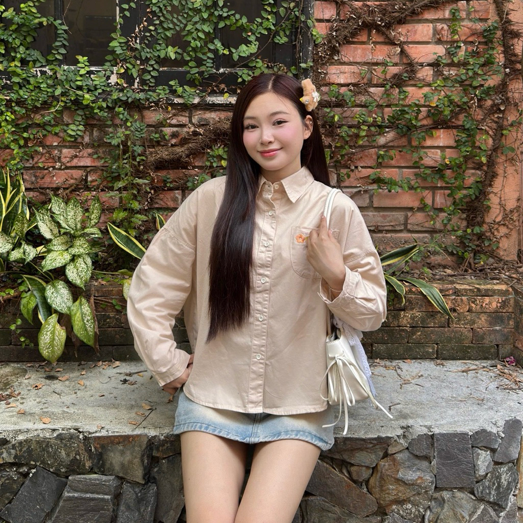 Áo sơ mi nữ dáng ngắn Lilla Top Togo Clothing Form rộng tay dài thêu hoa thanh lịch cá tính ASM09 | BigBuy360 - bigbuy360.vn