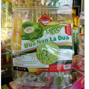 Kẹo dừa non lá dứa Hồng Vân (500g) - đặc sản Bến Tre