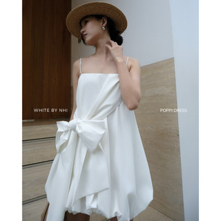 WHITE BY NHI - Đầm bí babydoll hai dây thắt nơ - POPPI DRESS