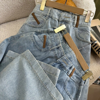 Quần Jean Bigsize Nữ Màu Xanh Wash Sáng Cá Tính Lưng Cao Tôn Dáng Cho Chubby Q568