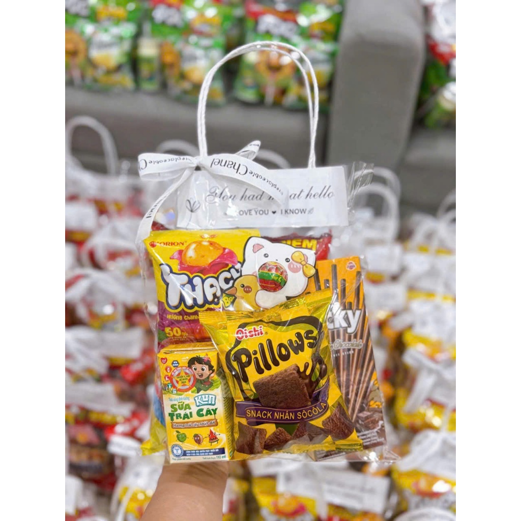 (10-50c) Túi đựng bánh kẹo, quà tặng.  Kích thước 25x30cm