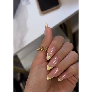 Nailbox Thiết Kế  French Đầu Móng Vàng phối Tráng Gương Đơn Giản