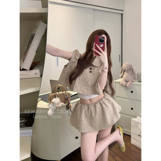Set Bộ Áo Croptop Mix Chân Váy Phối Ren, Set Bộ Đồ Nữ 3 Cúc Chấm Be Kem Lannie