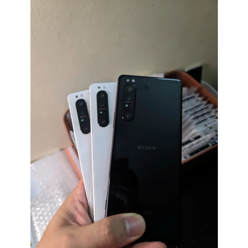 Điện Thoại Sony Xperia 1 Mark II 8GB/128GB Màn OLED 4K HDR+ Camera ZEISS NFC