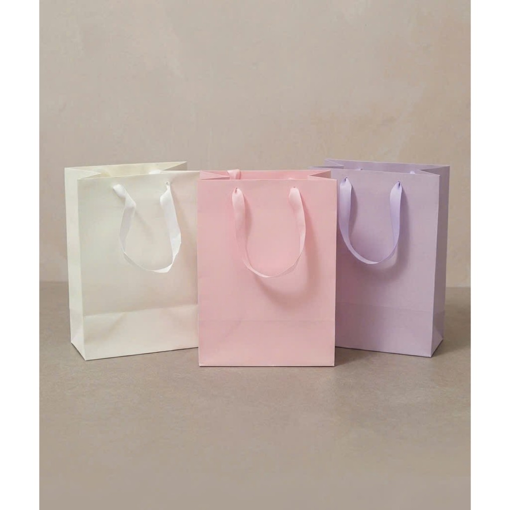 Set 3 Túi Giấy Quai Ruy Băng Cao Cấp – Túi Đựng Quà, Mỹ Phẩm, Bánh Kẹo Sang Trọng