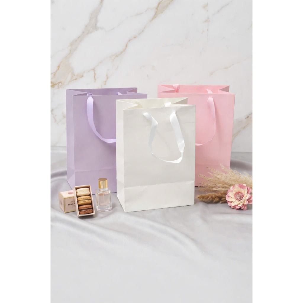 Set 3 Túi Giấy Quai Ruy Băng Cao Cấp – Túi Đựng Quà, Mỹ Phẩm, Bánh Kẹo Sang Trọng