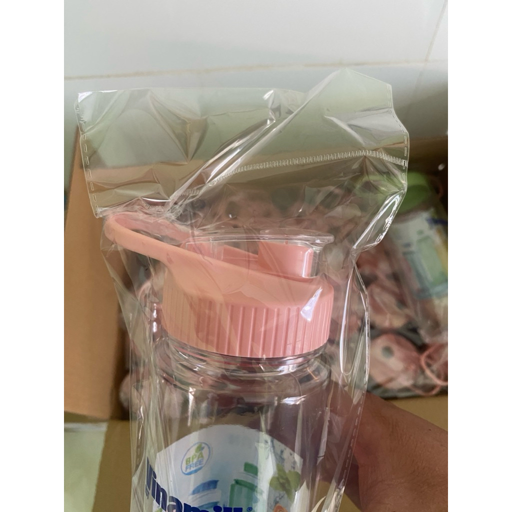 Combo 02 Bình nước Vinamilk 700ml (Nhựa Duy Tân)