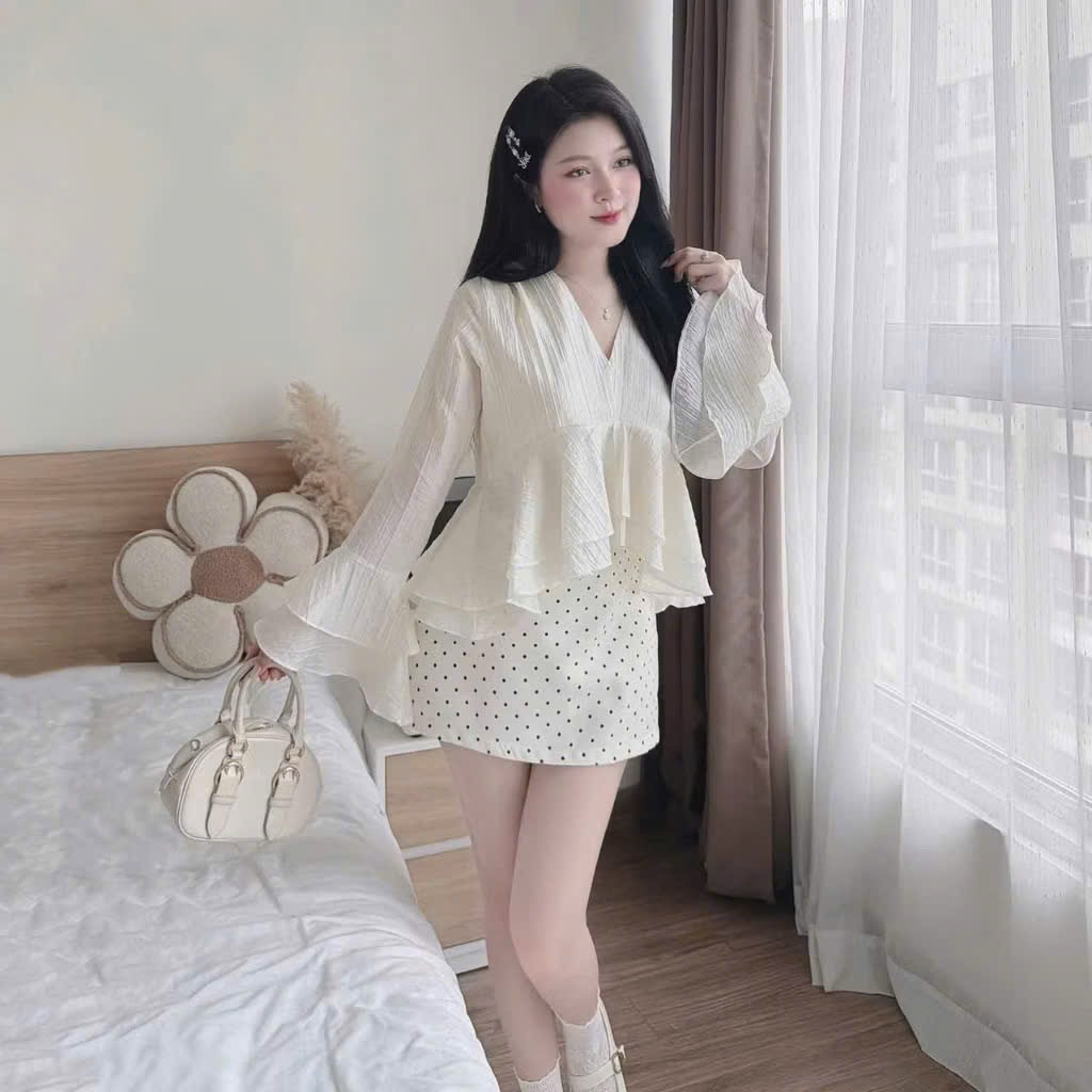set sơmi kèm chân váy bi hot