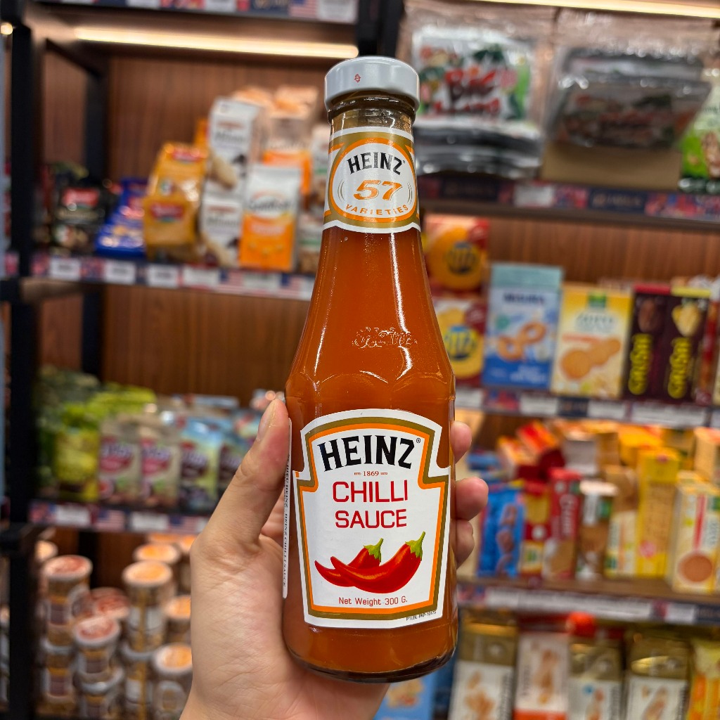 Tương Ớt Cay Nhẹ Truyền Thống HEINZ 300g Không Chất Bảo Quản JAPAUS GOURMET