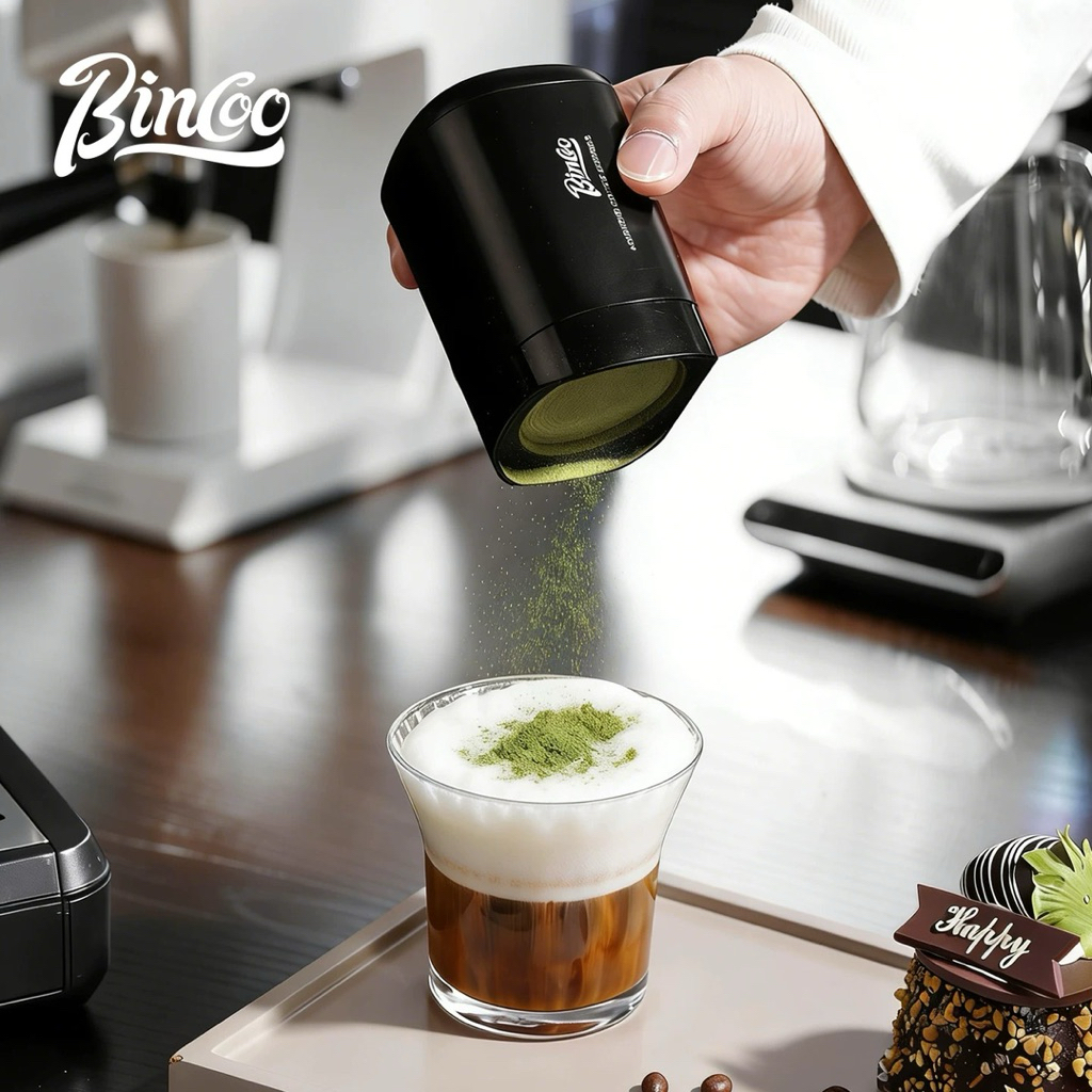 [HOẢ TỐC]Hộp Rắc Bột Cà Phê BINCOO Inox 304 – Dụng Cụ Rắc Cacao Latte Art Có Nắp Gỗ,Nam Châm Cao Cấp