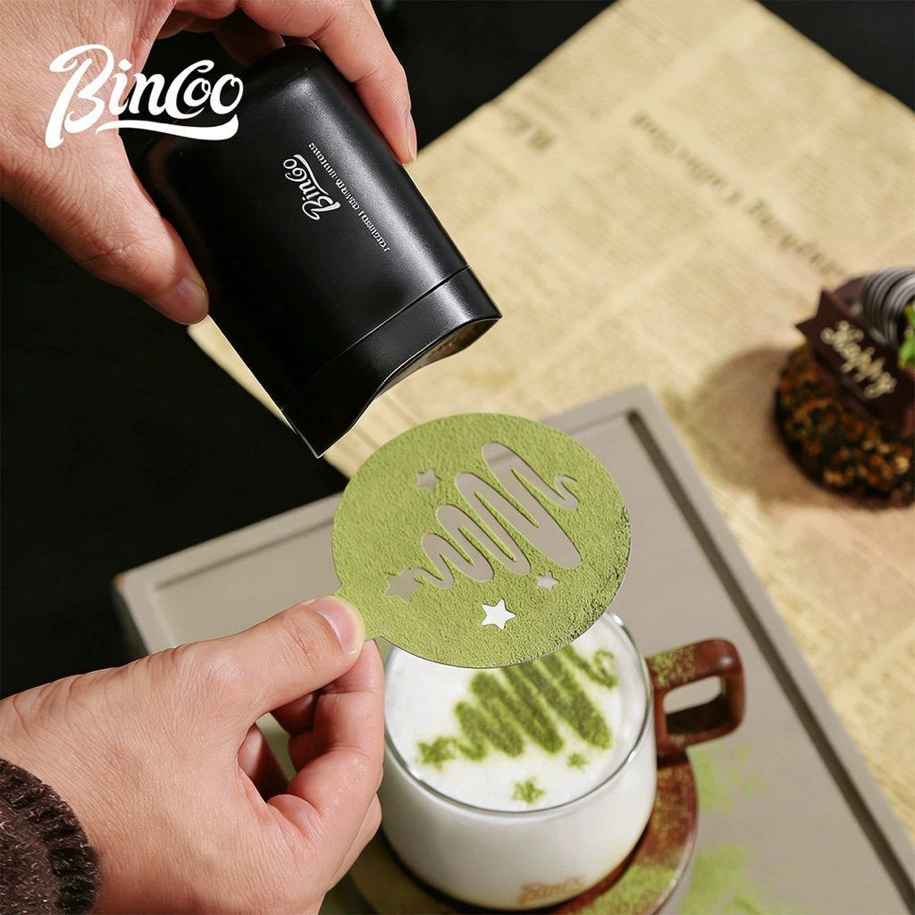 [HOẢ TỐC]Hộp Rắc Bột Cà Phê BINCOO Inox 304 – Dụng Cụ Rắc Cacao Latte Art Có Nắp Gỗ,Nam Châm Cao Cấp