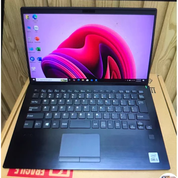 Laptop – Core i5-1035G1, 16GB RAM, 256GB SSD, Like-New