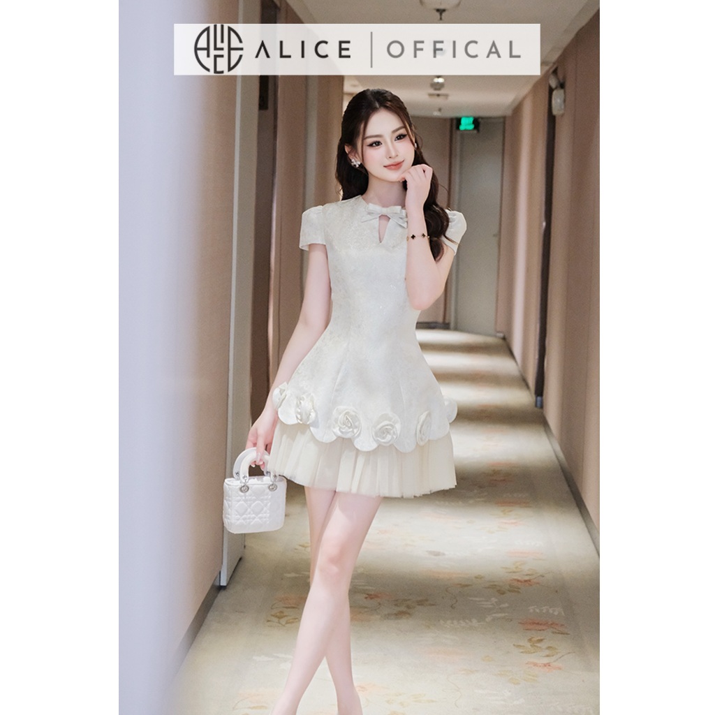 Váy Gấm Cao Cấp Alice, Đầm Ngắn Phối Lưới Đính Hoa Hồng Nổi, Váy Ngắn Cổ Đính Nơ Dự Tiệc Sang Trọng V1462