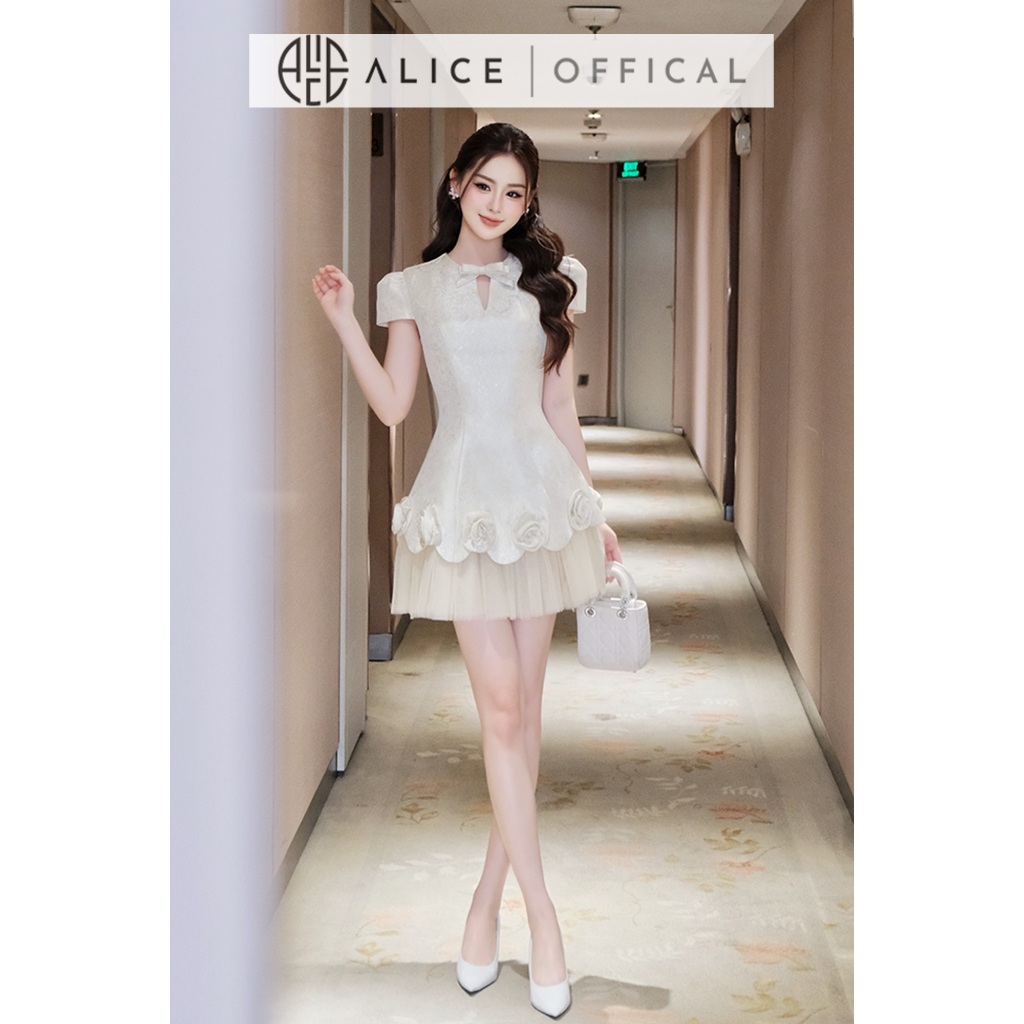 Váy Gấm Cao Cấp Alice, Đầm Ngắn Phối Lưới Đính Hoa Hồng Nổi, Váy Ngắn Cổ Đính Nơ Dự Tiệc Sang Trọng V1462