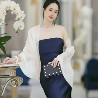 Áo choàng khoác vai chất liệu voan mịn DUHALYN.