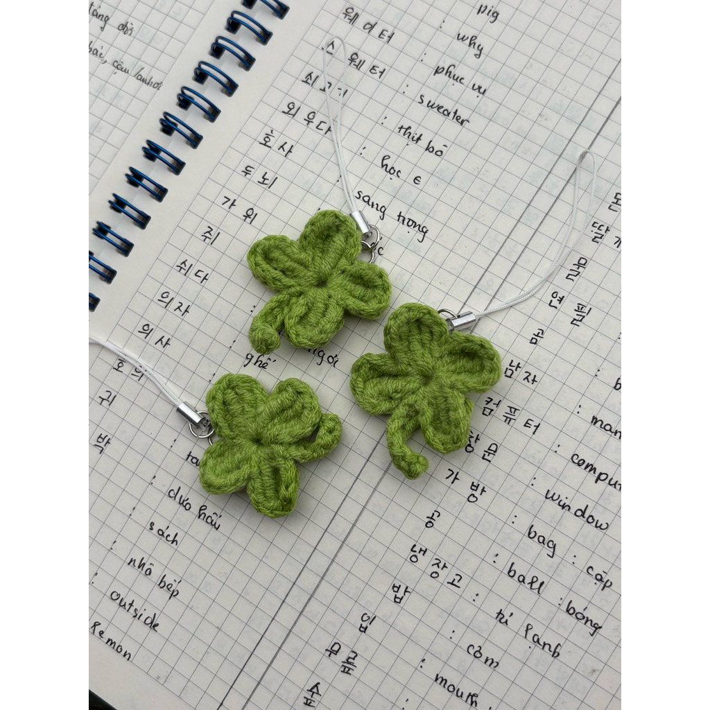 Móc Khoá Len Hình  Cỏ 4 Lá Mini Siêu Dễ Thương, Móc Khoá Cỏ 4  Lá Len Handmade Làm Quà Tặng