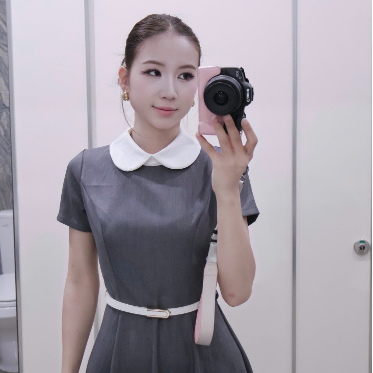 JOLLY STUDIO - Đầm nữ dáng dài Xám trơn phối cổ trắng cao cấp D015