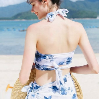 Set Bikini Ba Mảnh Khăn Choàng Kín Đáo Đi Biển