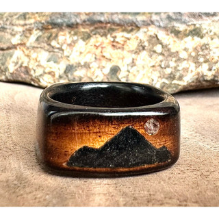 Gemstone Ring by Leegon shop