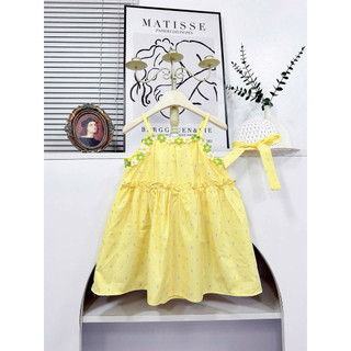 Váy maxi vàng 2 dây thêu hoa, họa tiết chấm bi kèm mũ cói cho bé gái mặc đi chơi, đi biển