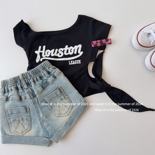 order quảng châu- áo lệch vai điệu, quần short jeans cho bé gái