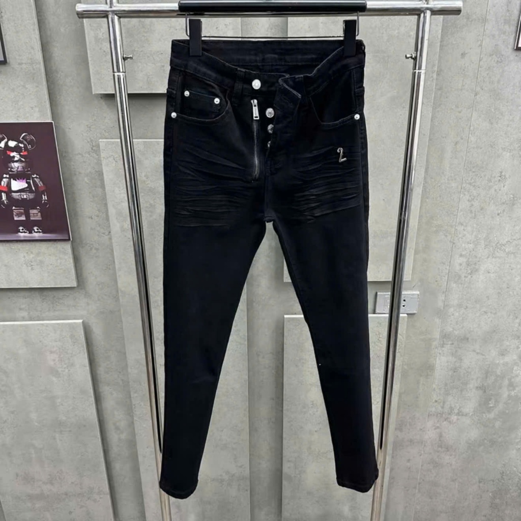 quần Jeans nam đen trơn khóa lệch đê hai bạc có bốn cúc
