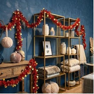 Dây Kim Tuyến Sao Vàng Trang Trí 30/4 2/9 Dài 2 Mét - Dây Treo Decor Quán Cafe Siêu Thị Sự Kiện Mừng Ngày Thống Nhất Cao