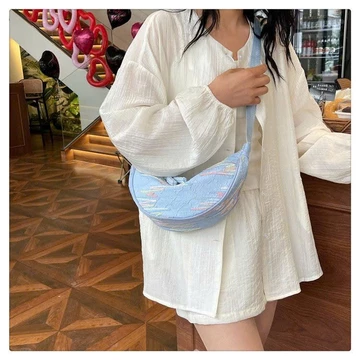 Túi Bao Tử Dáng Trăng Khuyết Vải Nylon Siêu Nhẹ Kháng Nước - Túi Đeo Chéo Nữ Kẹp Nách Họa Tiết Độc Lạ Bắt Mắt